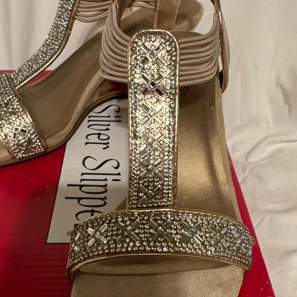 Silver‎ Slippers Gold Sandals Sz 5.5 - Picture 4 of 5
